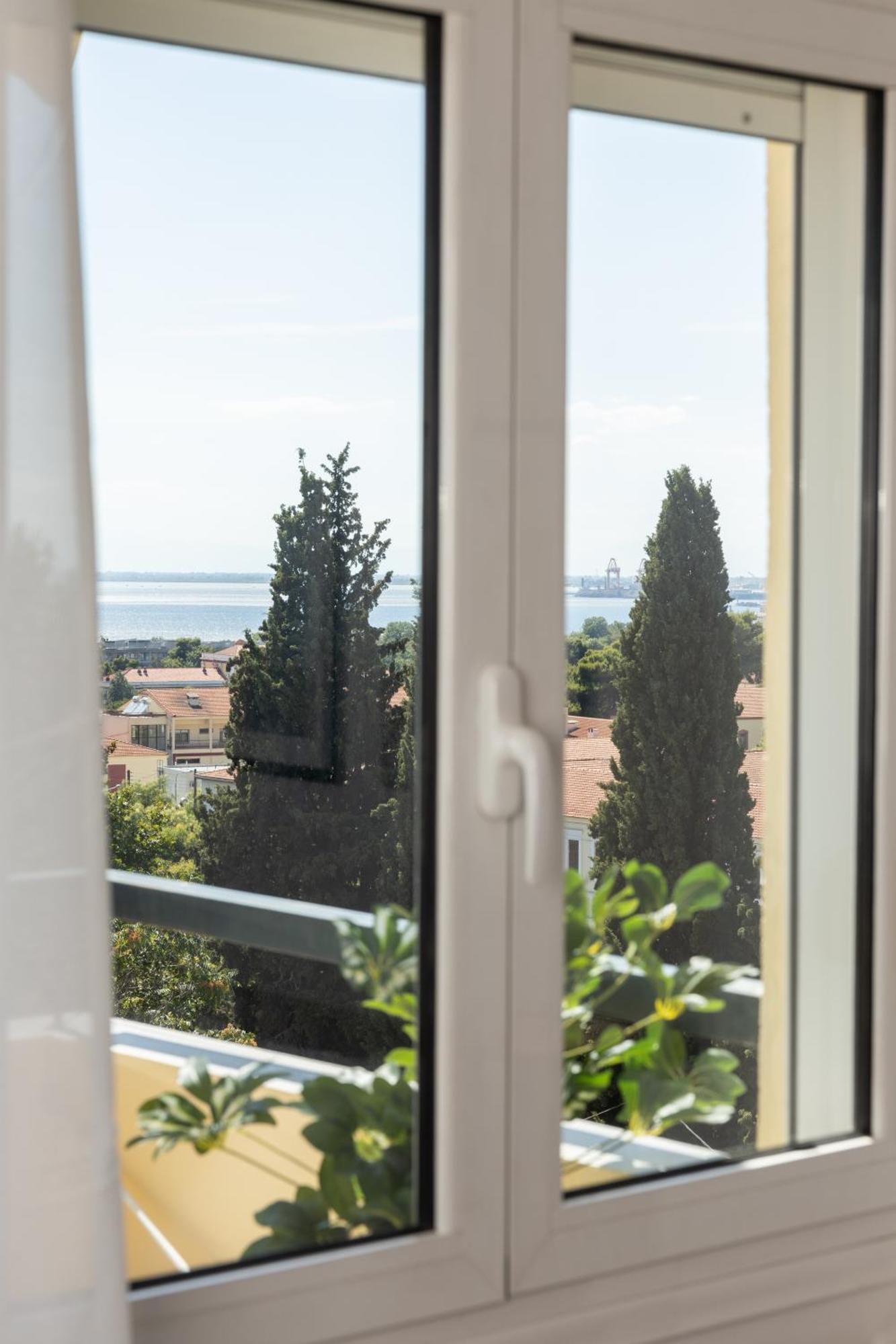 Urban Colors Apartments By Binobi! Thessaloníki Eksteriør bilde