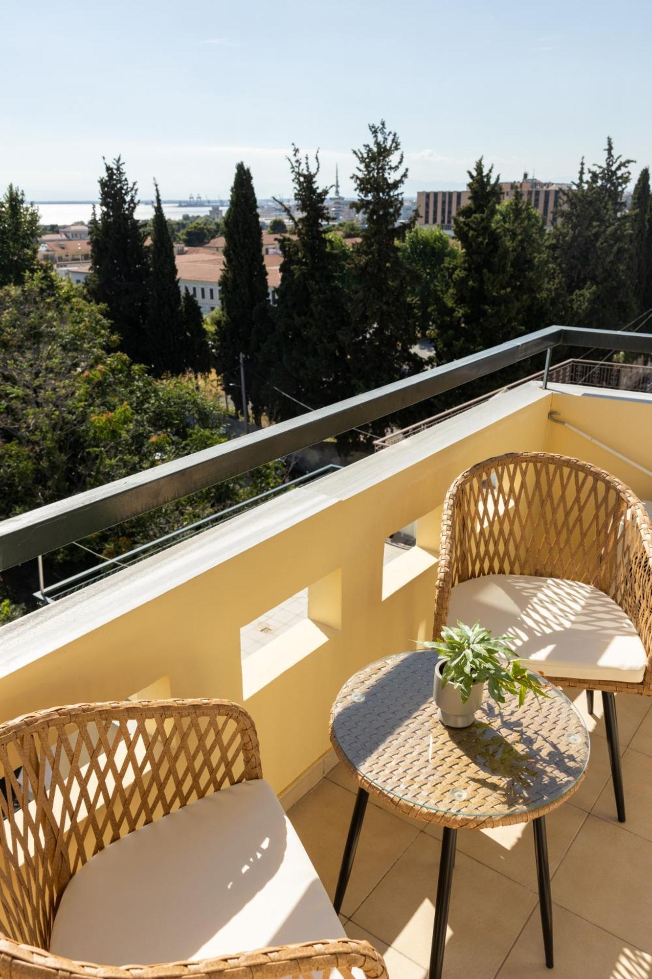 Urban Colors Apartments By Binobi! Thessaloníki Eksteriør bilde